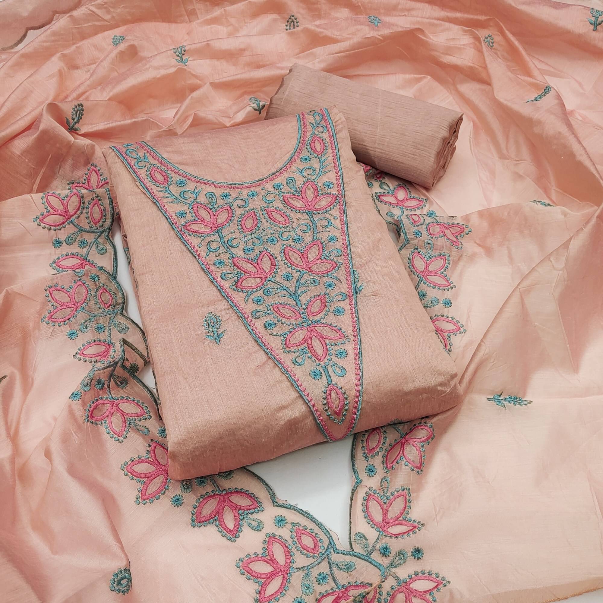     			Shree Mahantam Women Cotton Unstitched Dress Material ( Peach )