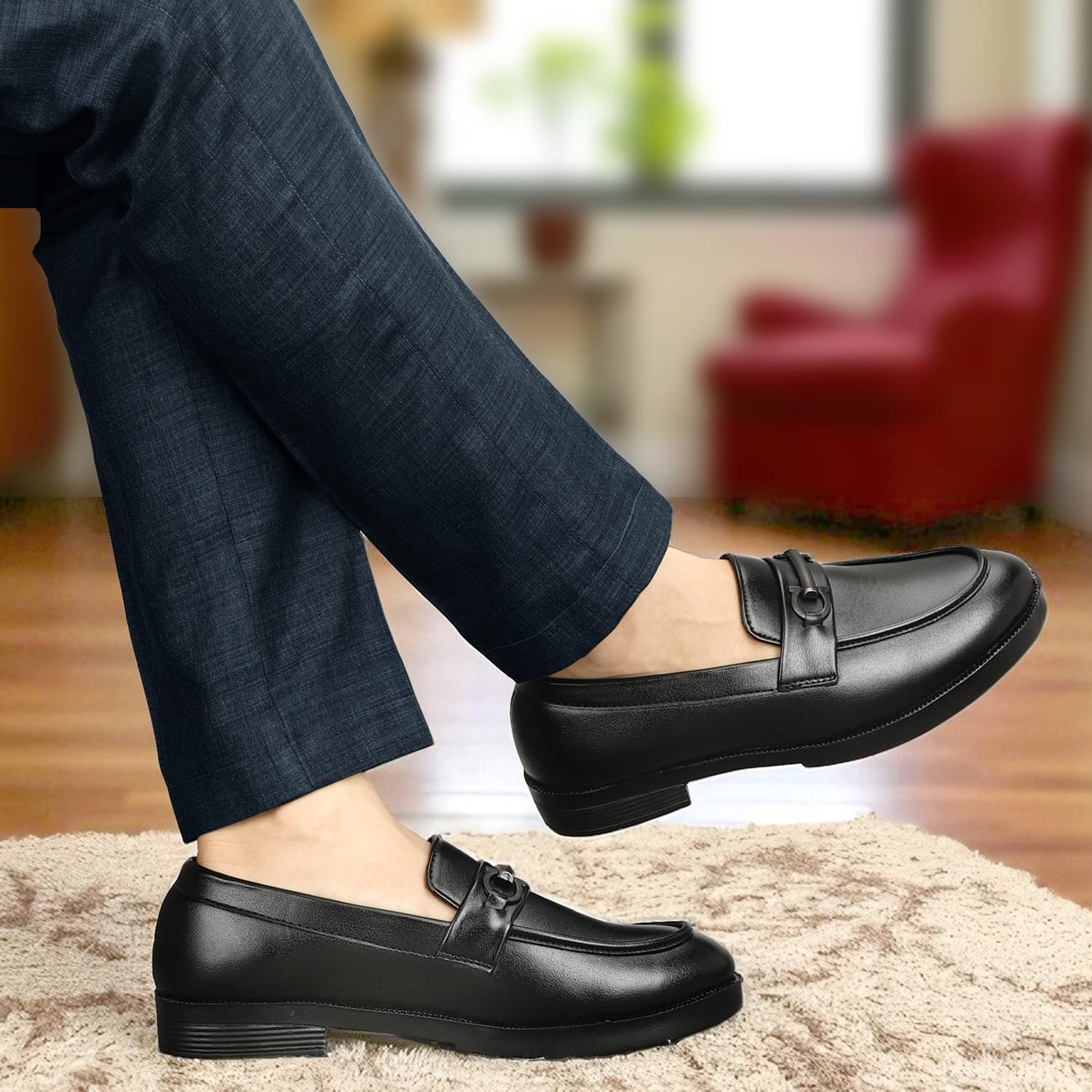     			Trotus Black Men's Mocassin Formal Shoes