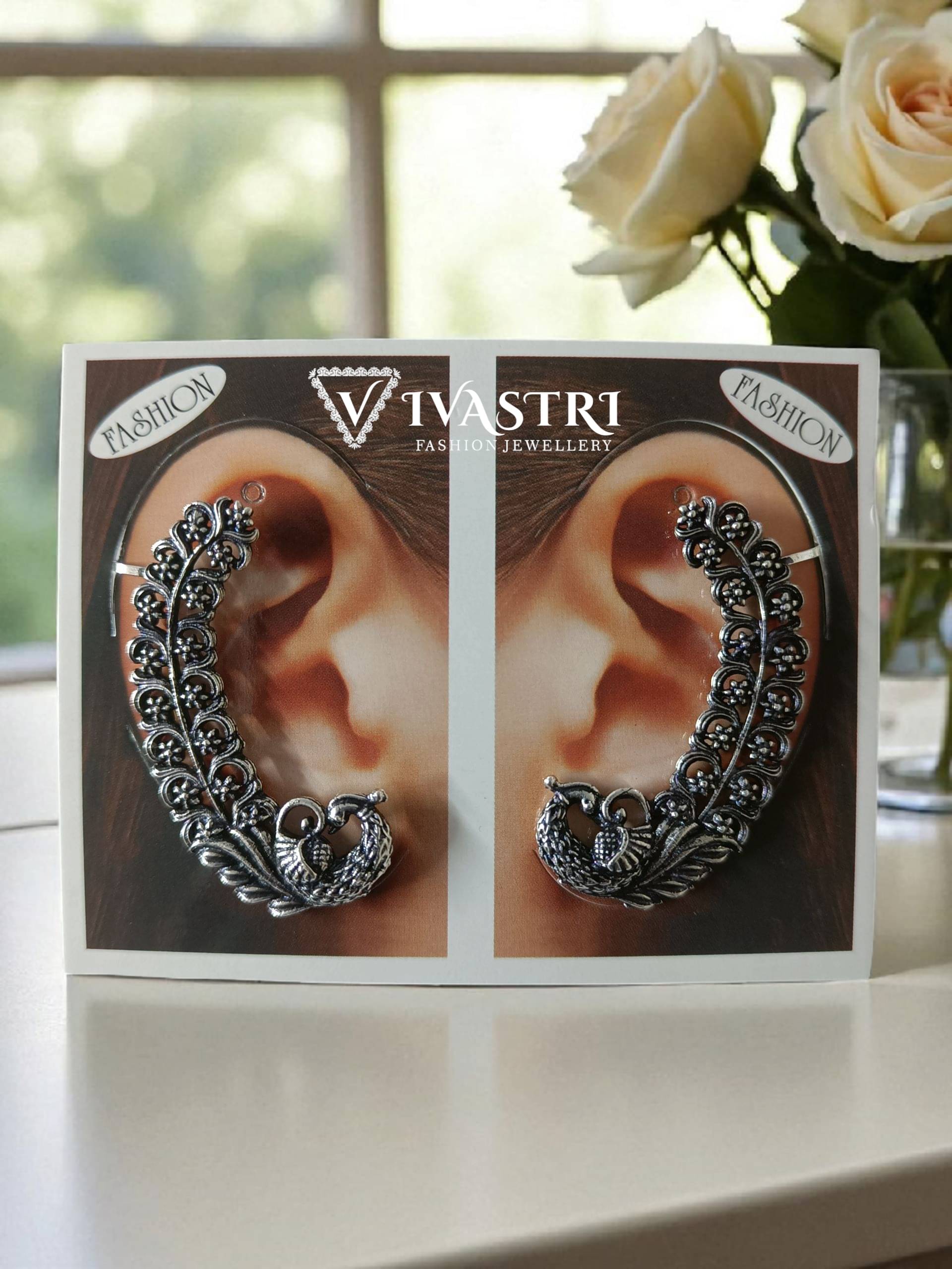     			VIVASTRI Silver EarCuff Earrings ( Pack of 1 )