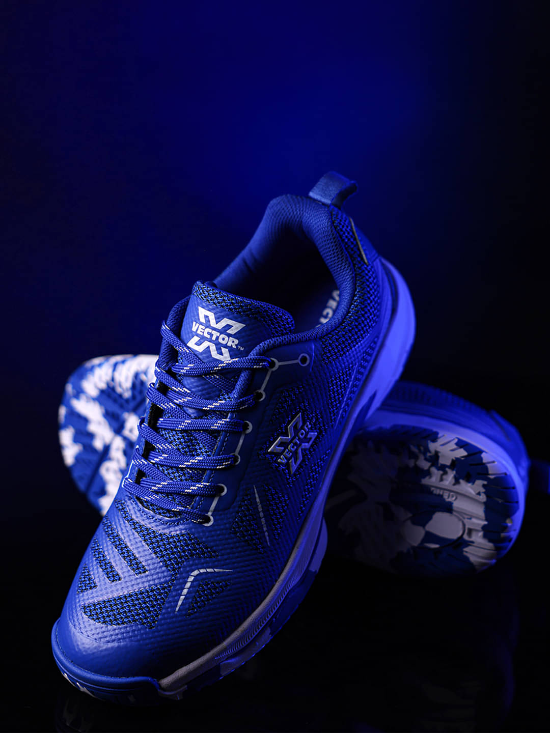     			Vector X MARVEL 2.0 Non-Marking Shoes Blue Unisex