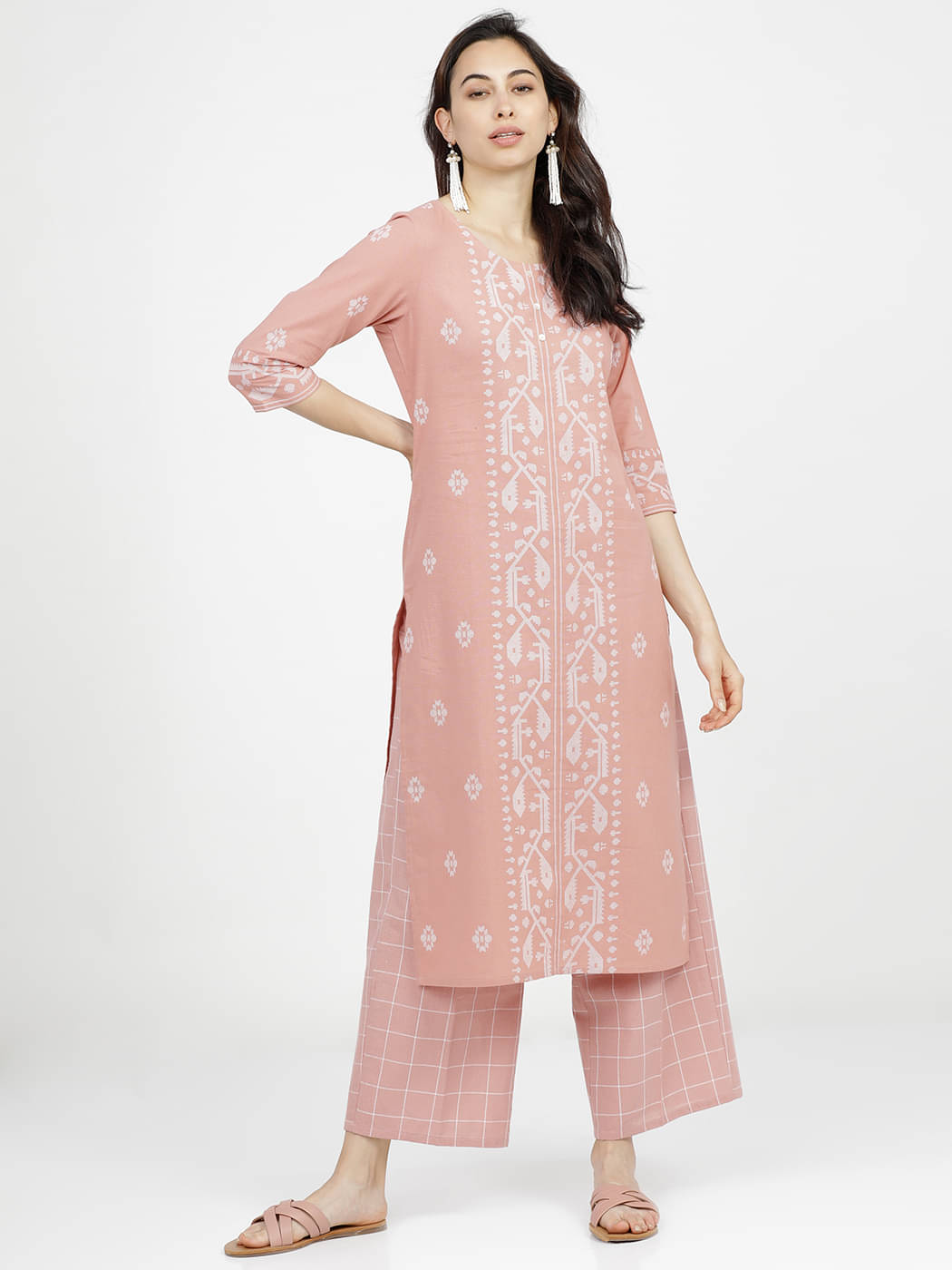 Vishudh Women Cotton Embroidered Straight Kurti ( Multicolor ) Vishudh Women Cotton Embroidered Straight Kurti ( Multicolor )