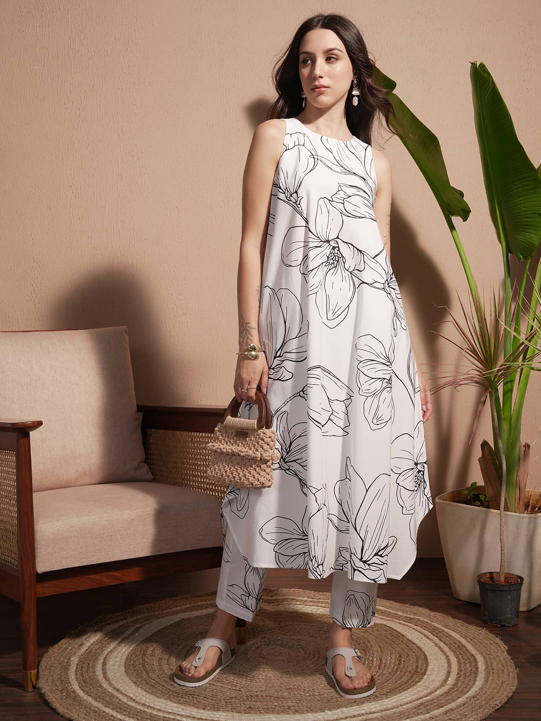 Vishudh Women Cotton Printed A-line Kurti With Pants ( White )     			Vishudh Women Cotton Printed A-line Kurti With Pants ( White )