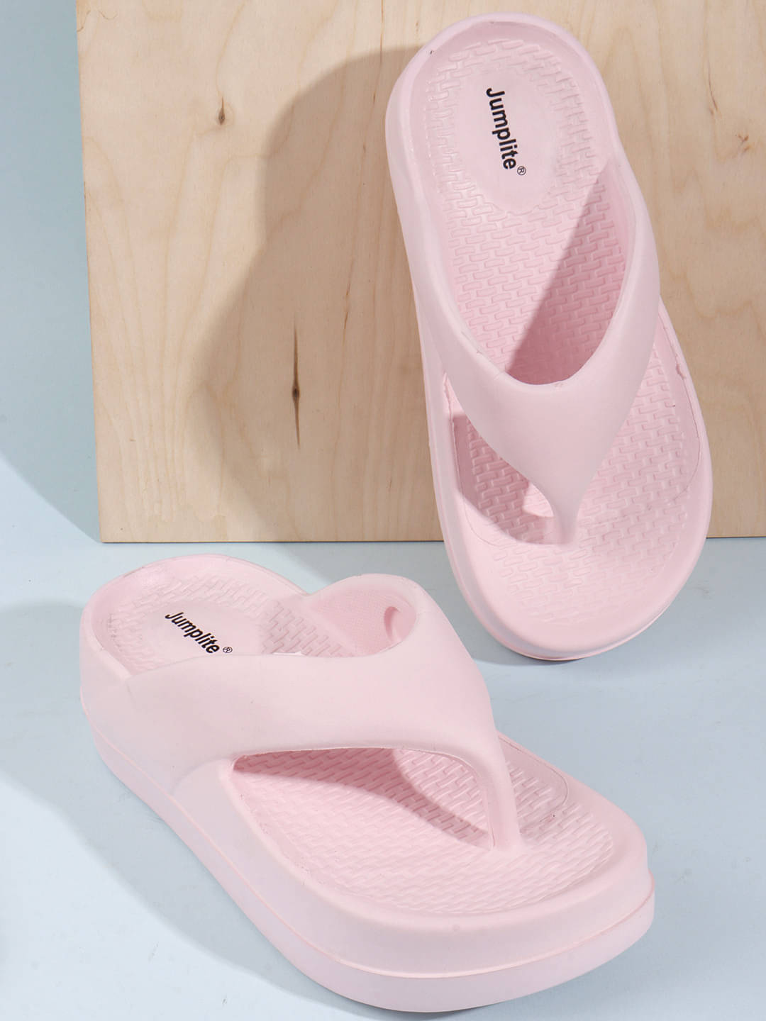     			JUMPLITE Pink Women's Slipper