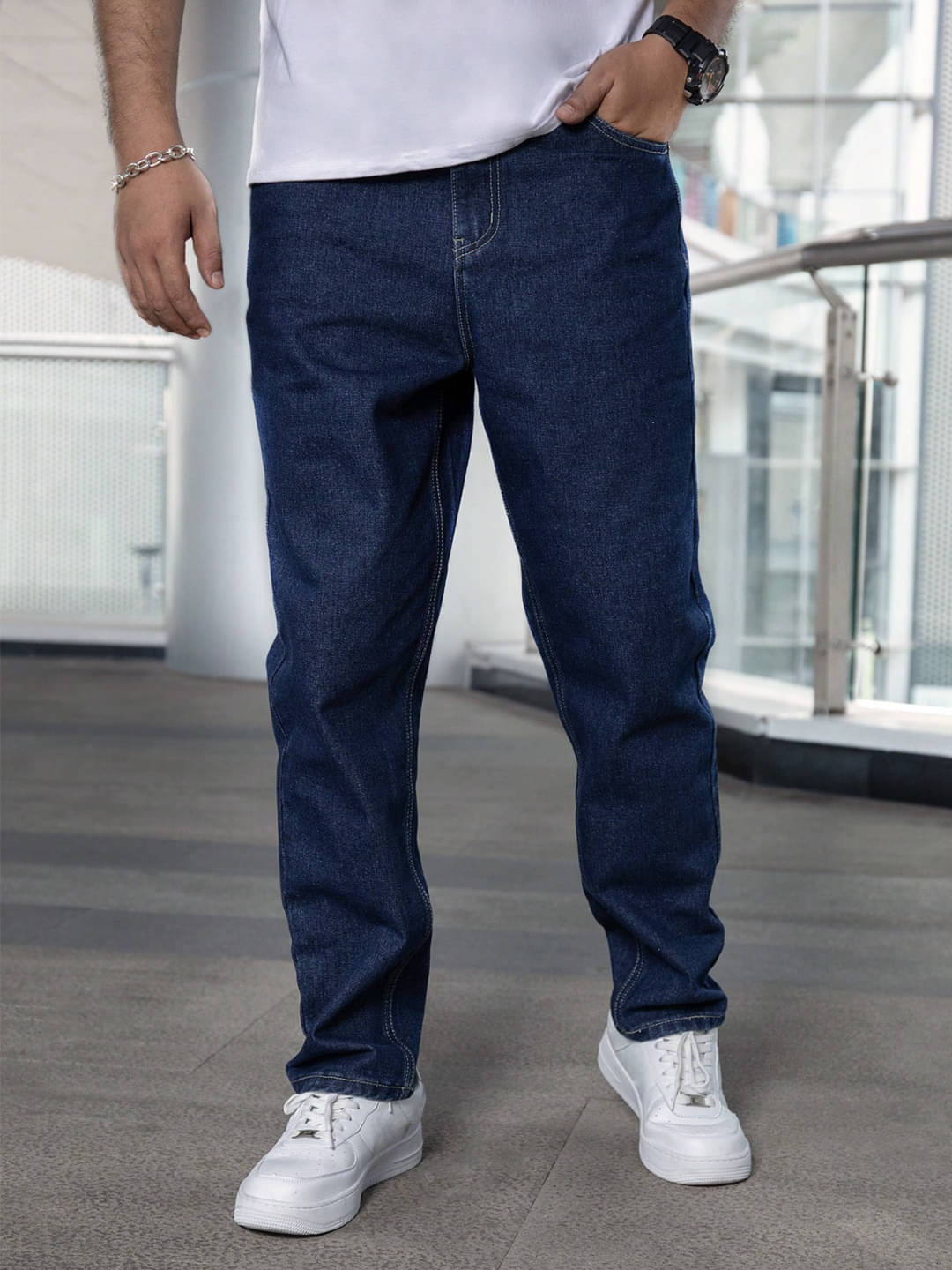 Masterly Weft Straight Clean Look Men's Jeans - Dark Blue ( Pack of 1 ) Masterly Weft Straight Clean Look Men's Jeans - Dark Blue ( Pack of 1 )