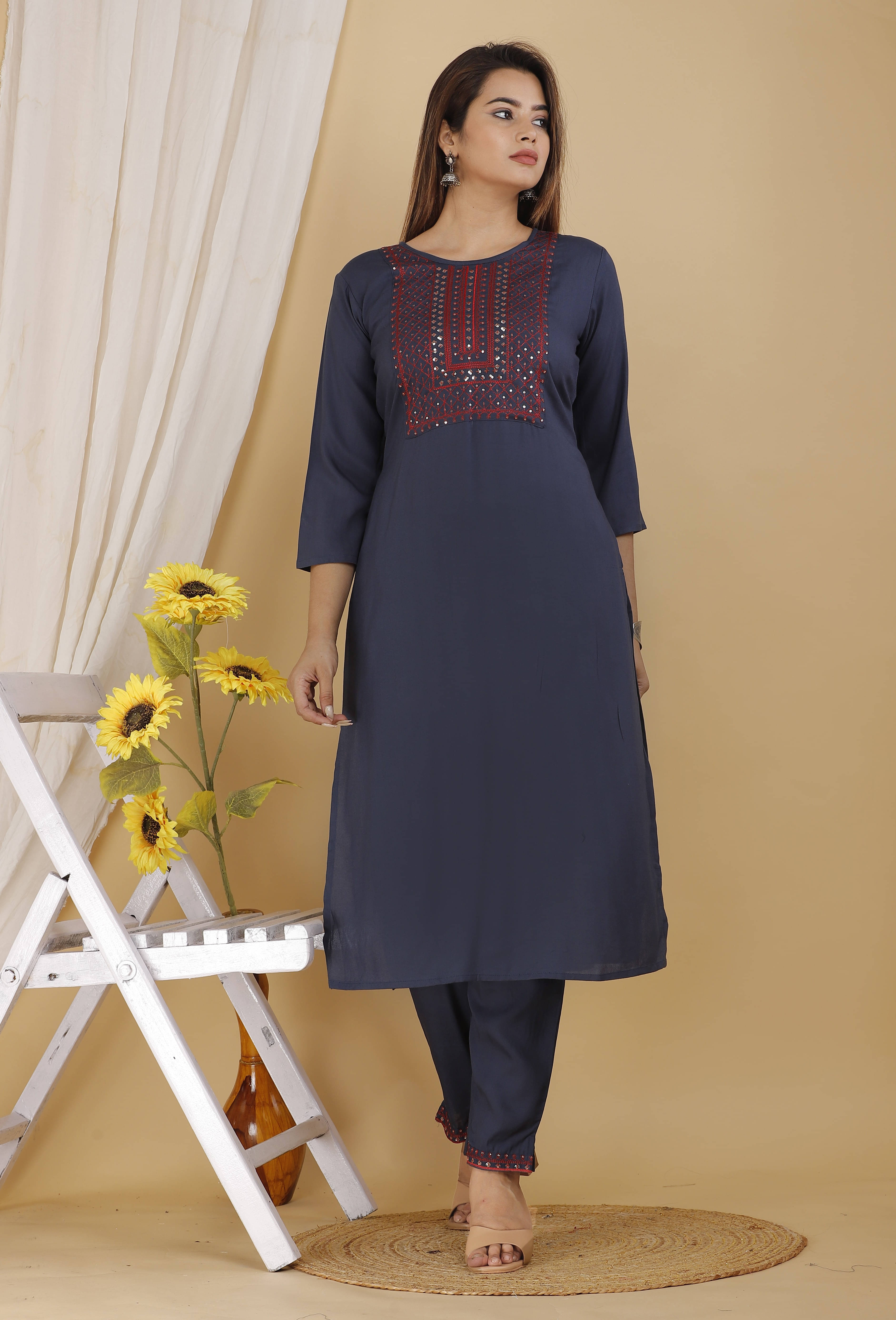 Mehsoos Fashion Women Viscose Embroidered Straight Kurti With Pants ( Grey )     			Mehsoos Fashion Women Viscose Embroidered Straight Kurti With Pants ( Grey )