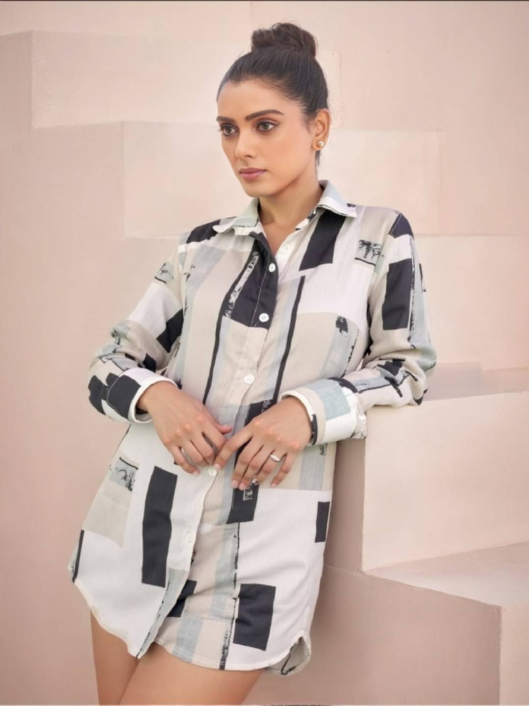 PLUS PARADISE Women Colorblock Georgette Shirt ( Multi Color )     			PLUS PARADISE Women Colorblock Georgette Shirt ( Multi Color )