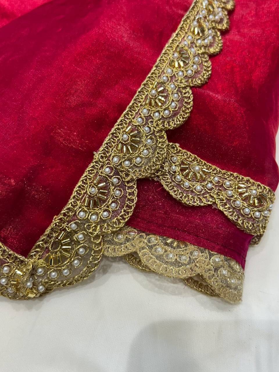     			Trandtide Chiffon Solid Chanderi saree With Unstitched Blouse Piece ( Maroon )