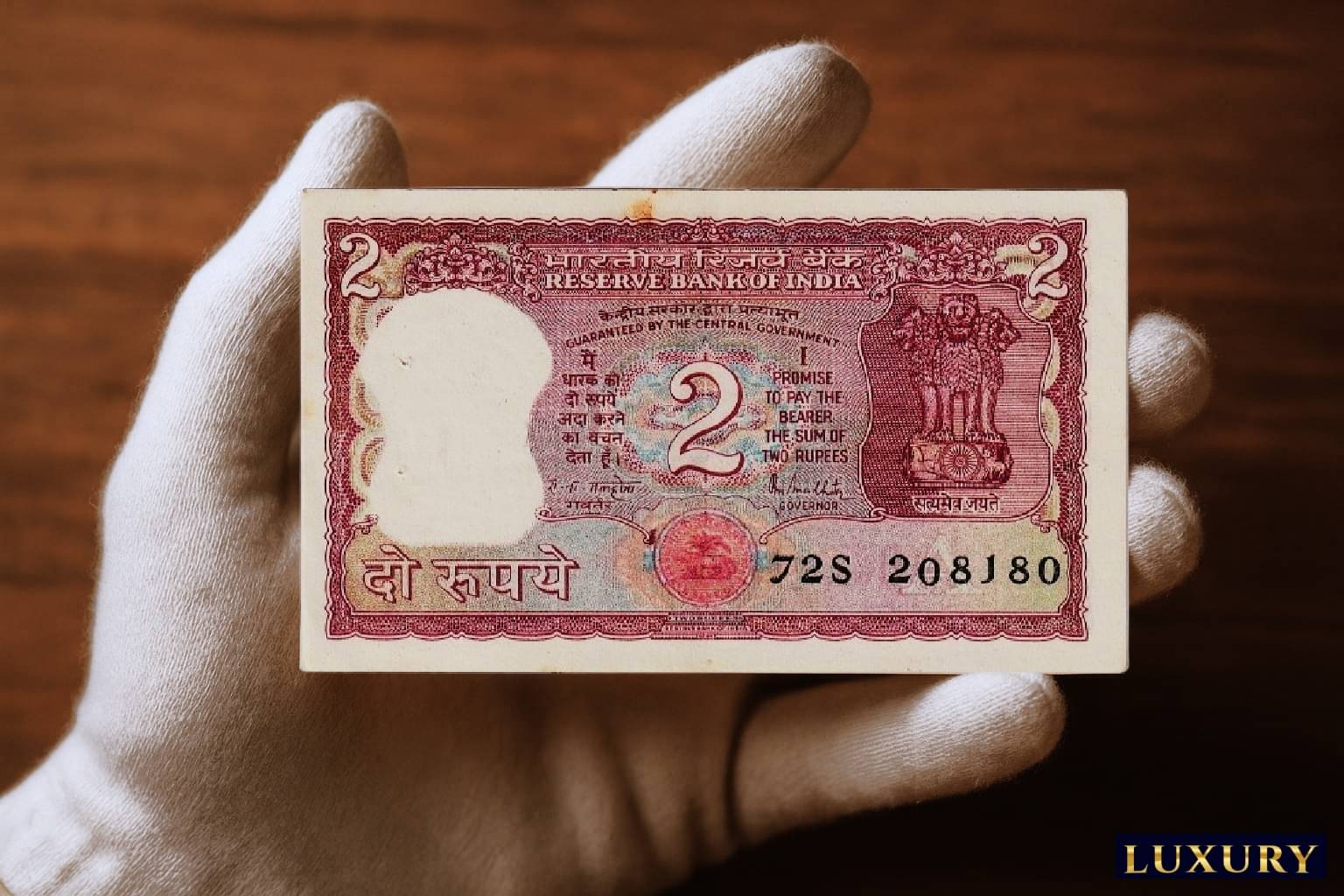Both Side Same RBI Logo Error Rare 2 Rupees, Tiger Unique old India Very Beautiful Red Note Both Side Same RBI Logo Error Rare 2 Rupees, Tiger Unique old India Very Beautiful Red Note