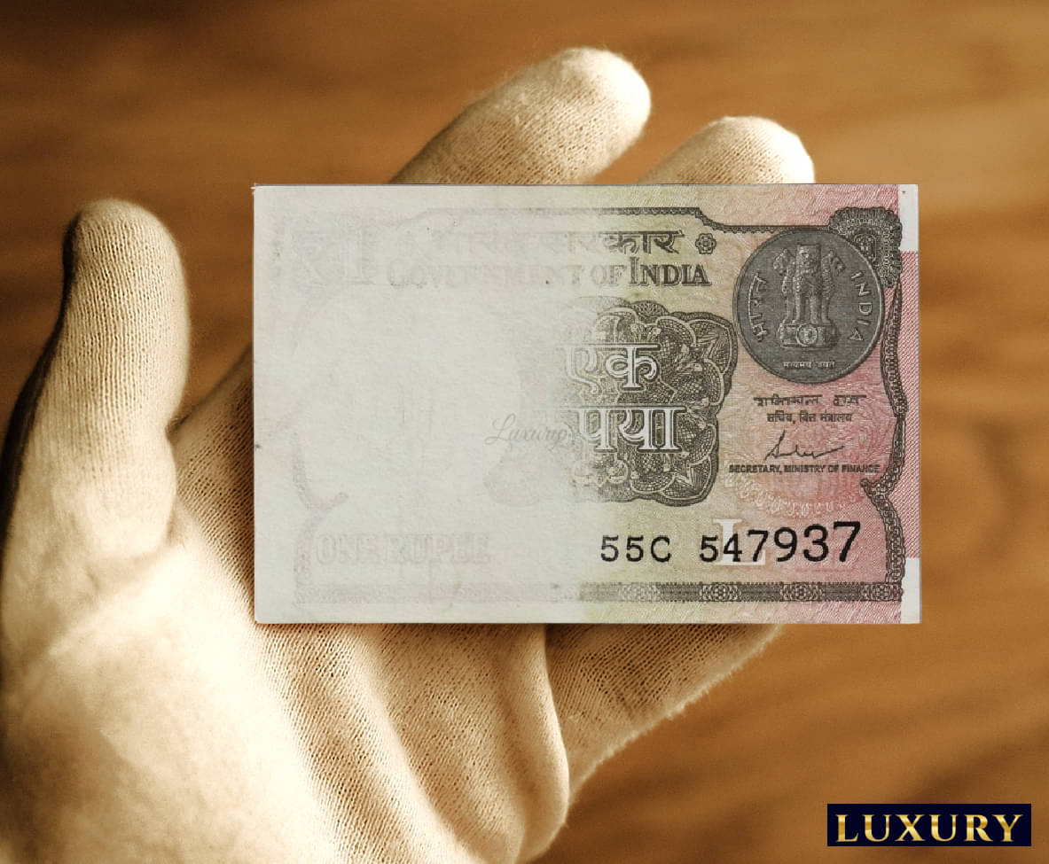 Half Print Error Rare 1 Rupee, Unique old India Very Beautiful Pink Note Half Print Error Rare 1 Rupee, Unique old India Very Beautiful Pink Note