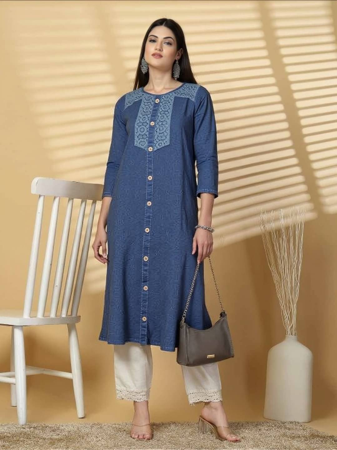 MAYKR Women Rayon Embroidered Straight Kurti ( Blue ) MAYKR Women Rayon Embroidered Straight Kurti ( Blue )