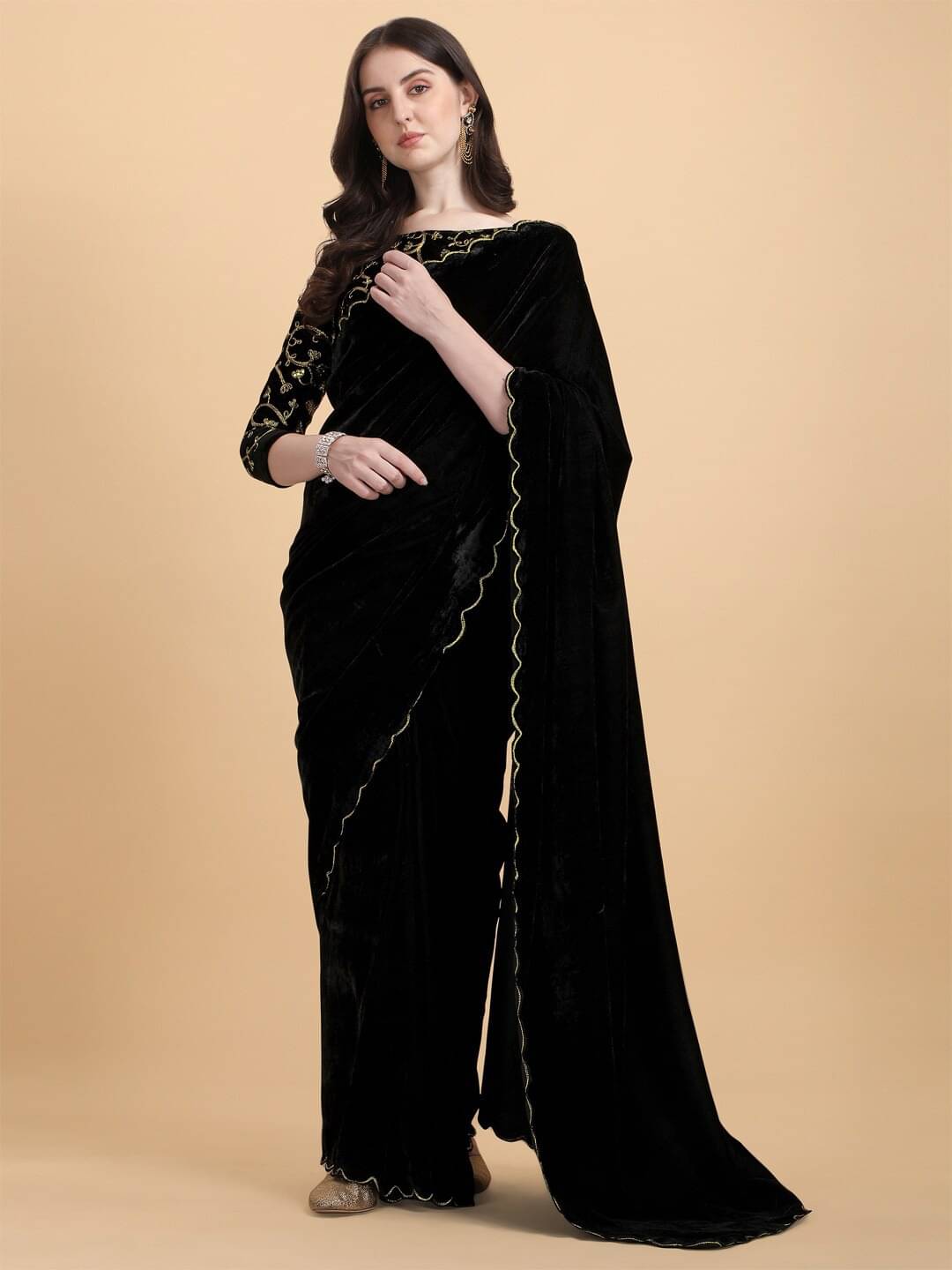 A TO Z CART Velvet Embroidered Regular Saree With Unstitched Blouse Piece ( Black ) A TO Z CART Velvet Embroidered Regular Saree With Unstitched Blouse Piece ( Black )