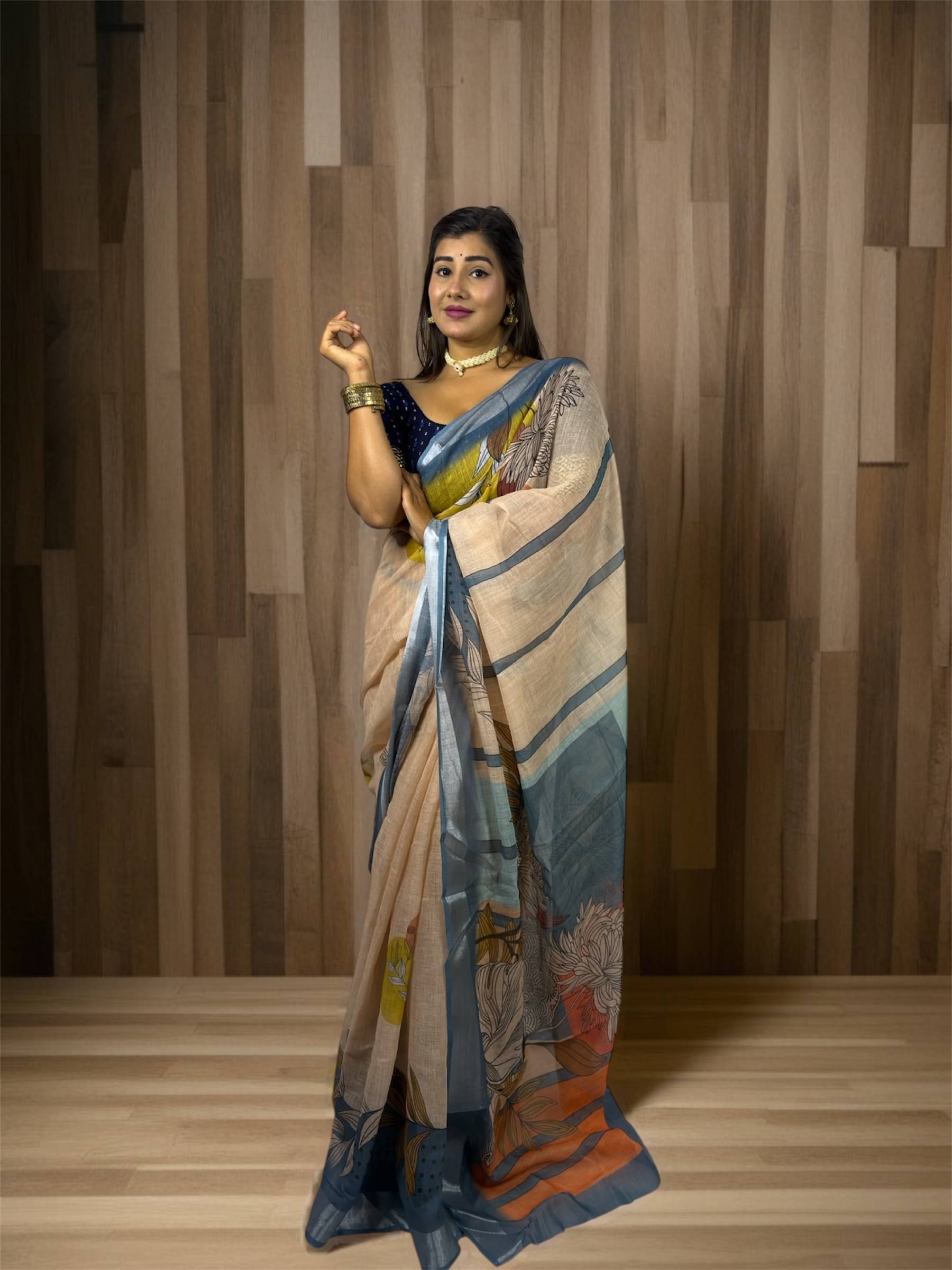 Ethnic Trendz Linen Printed Regular Saree With Unstitched Blouse Piece ( Beige ) Ethnic Trendz Linen Printed Regular Saree With Unstitched Blouse Piece ( Beige )