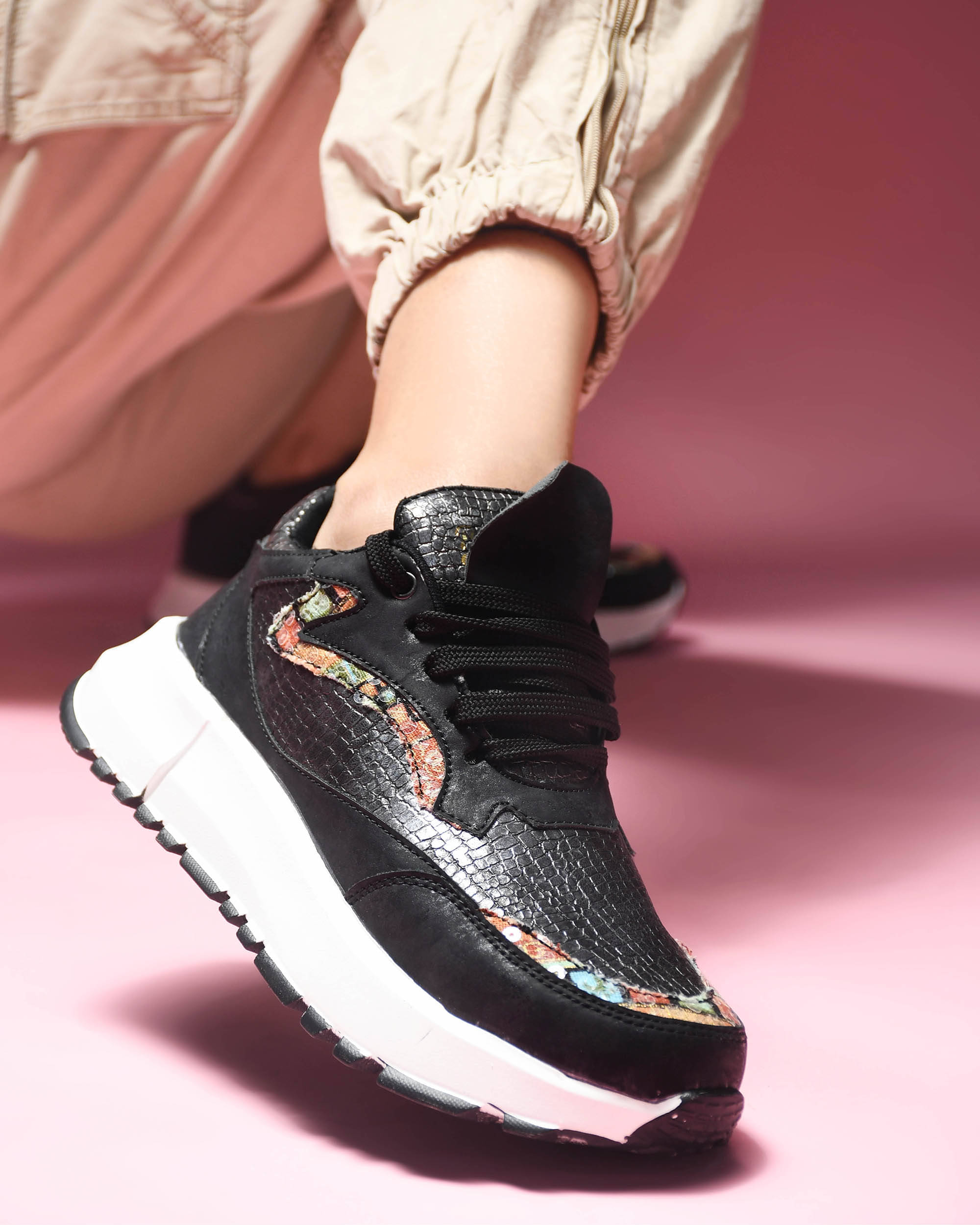 JM Looks Black Women's Sneakers JM Looks Black Women's Sneakers