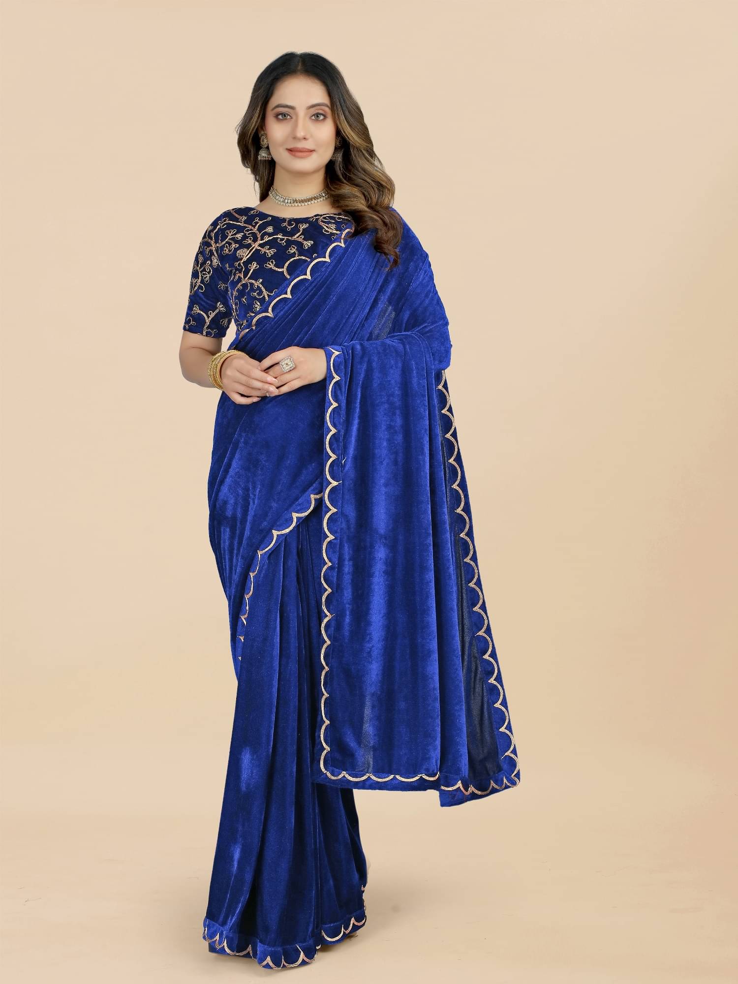 KV Fashion Velvet Embroidered Regular Saree With Unstitched Blouse Piece ( Rama ) KV Fashion Velvet Embroidered Regular Saree With Unstitched Blouse Piece ( Rama )