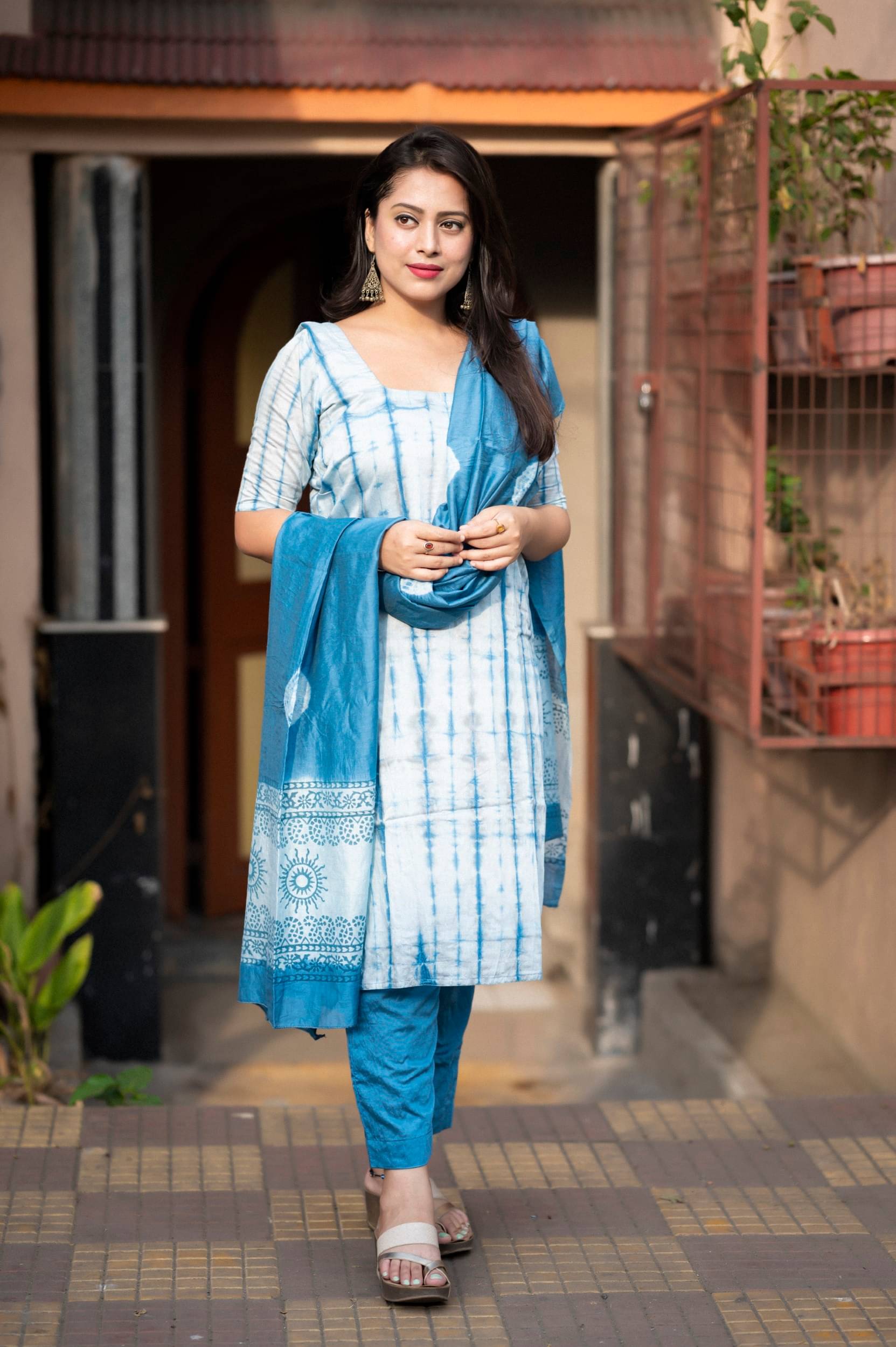 Panbai sarees Women Chanderi Unstitched Dress Material ( Blue ) Panbai sarees Women Chanderi Unstitched Dress Material ( Blue )