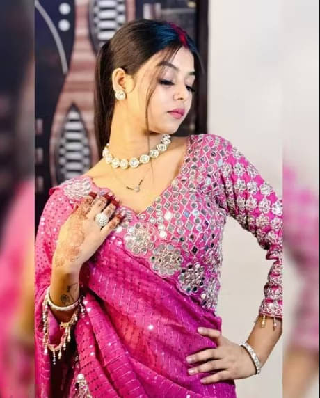 Prazvika Georgette Embroidered Chanderi saree With Unstitched Blouse Piece ( Peach ) Prazvika Georgette Embroidered Chanderi saree With Unstitched Blouse Piece ( Peach )