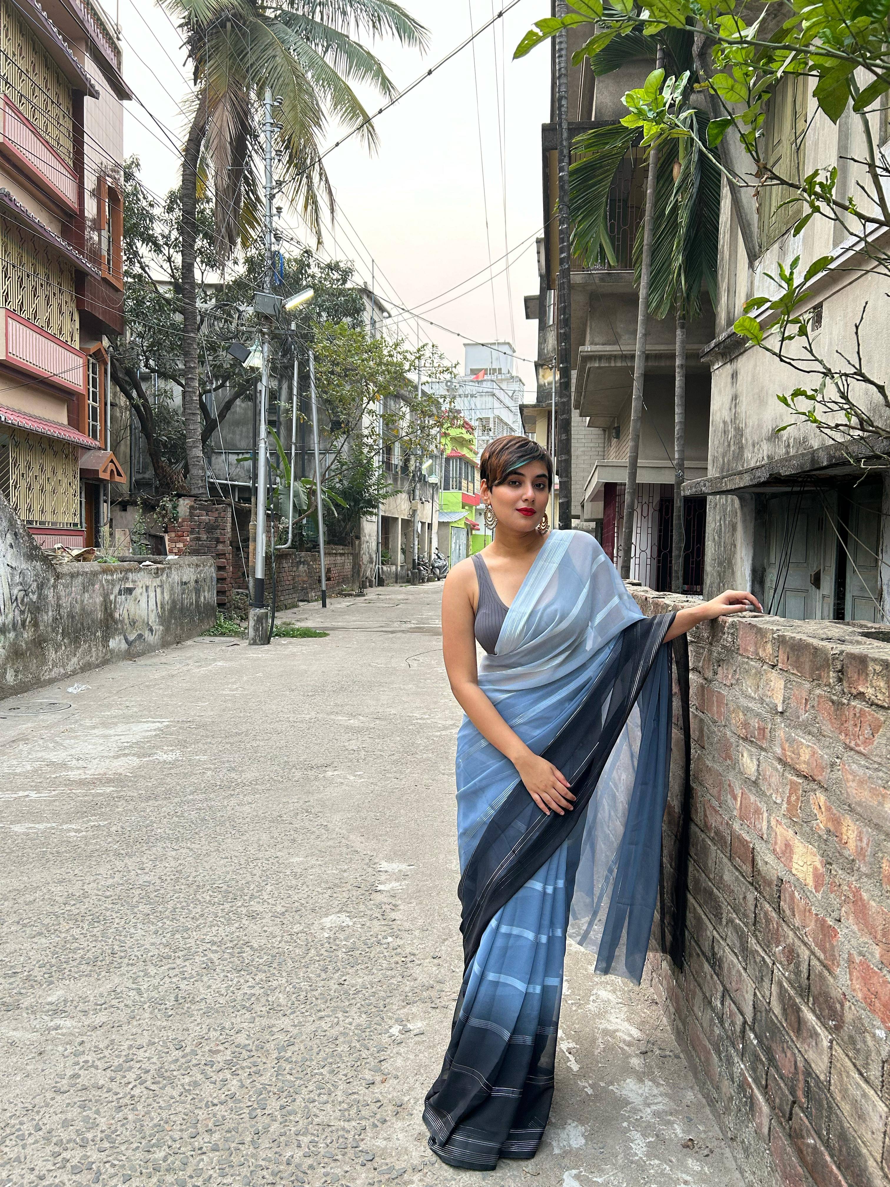 ANAND SAREES Georgette Striped Ilkal Saree With Unstitched Blouse Piece ( GREY ) ANAND SAREES Georgette Striped Ilkal Saree With Unstitched Blouse Piece ( GREY )