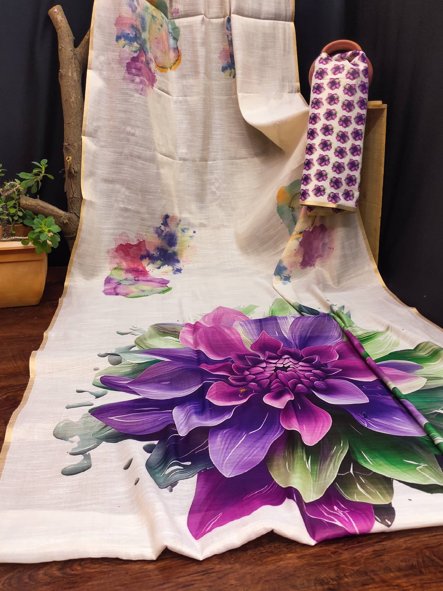    			BANDHANI VILLA Silk Printed Regular Saree With Unstitched Blouse Piece ( Multicolor 6 )