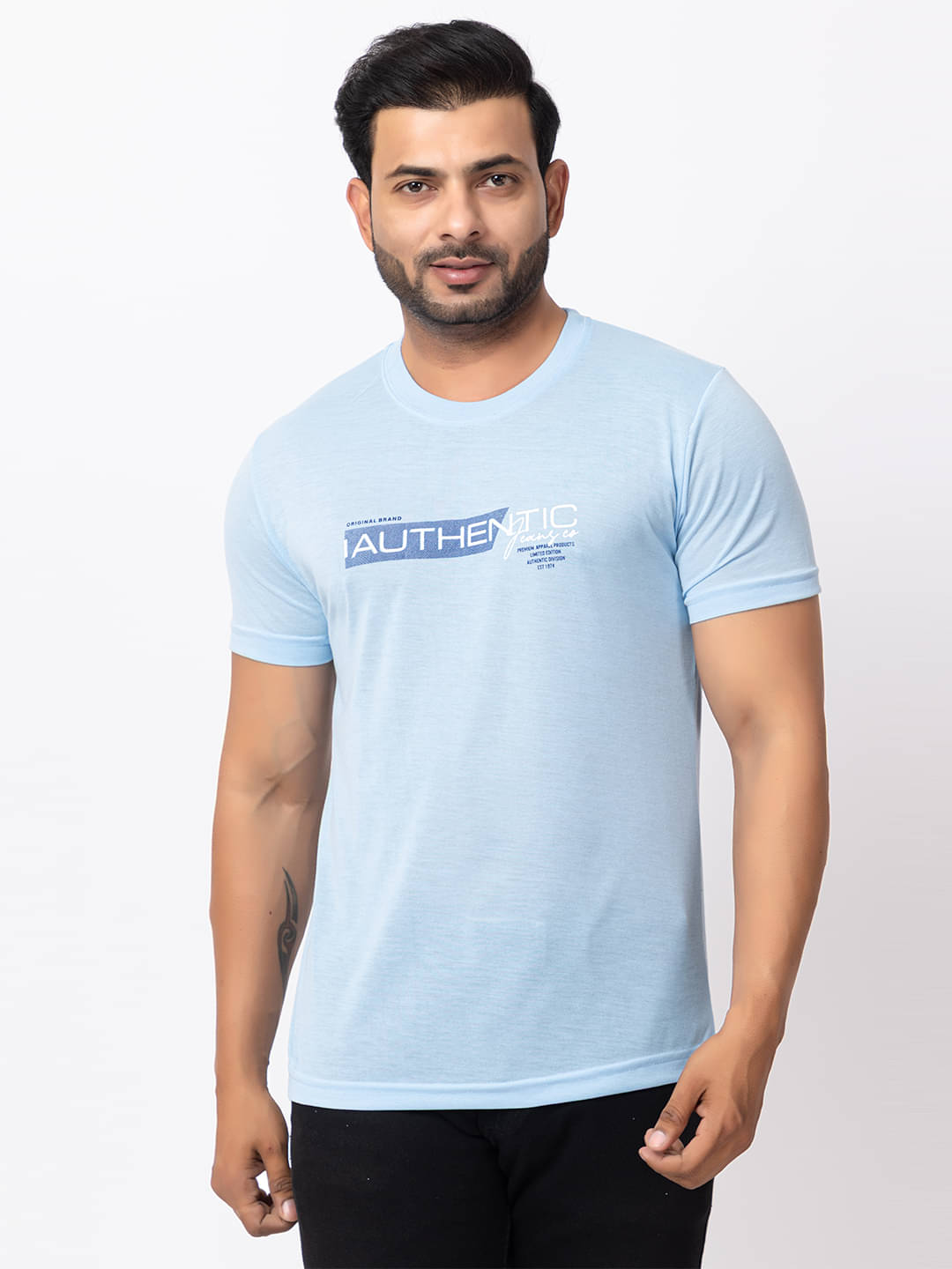     			HANABY Men Cotton Blend Regular Fit Solid T-Shirt ( Red )