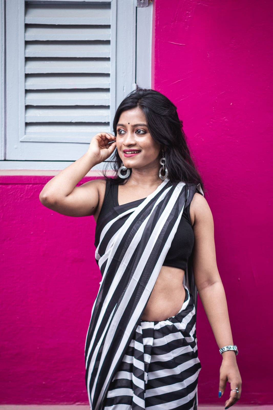 Kashvi Sarees Georgette Striped Ilkal Saree With Unstitched Blouse Piece ( BLACK ) Kashvi Sarees Georgette Striped Ilkal Saree With Unstitched Blouse Piece ( BLACK )