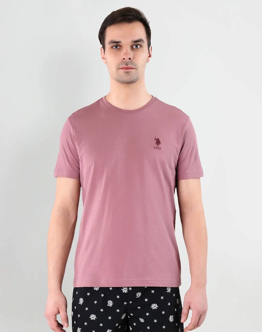     			US Polo Men Cotton Regular Fit Solid T-Shirt ( Pink )