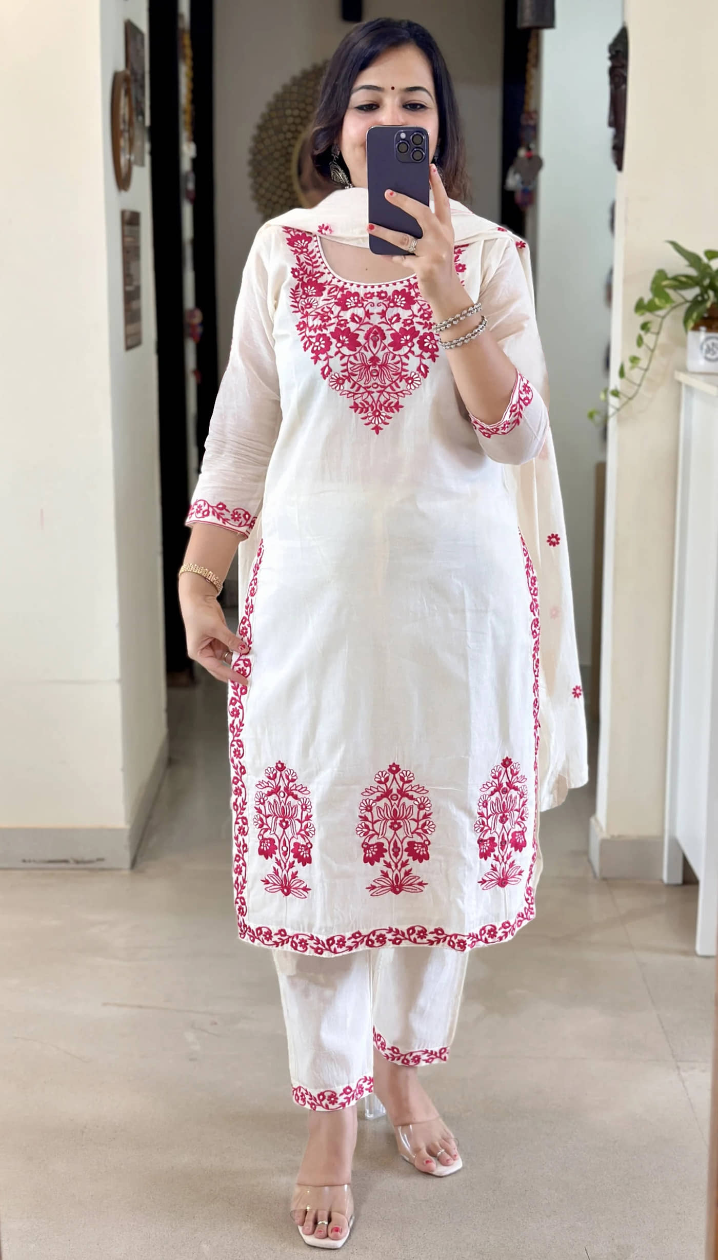 kedar fab Women Rayon Embroidered Straight Kurti With Pants ( Off White )