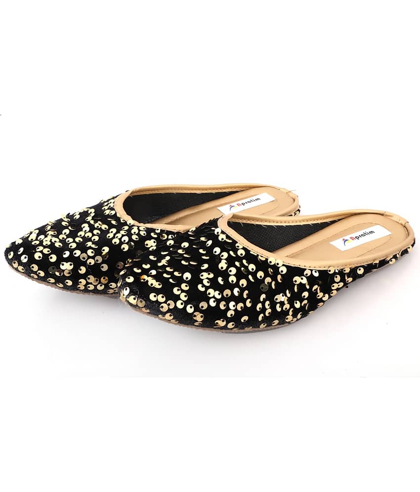 Apratim - Gold Women's Mules - Ethnic Shoes | Buy online on ZillyBuy