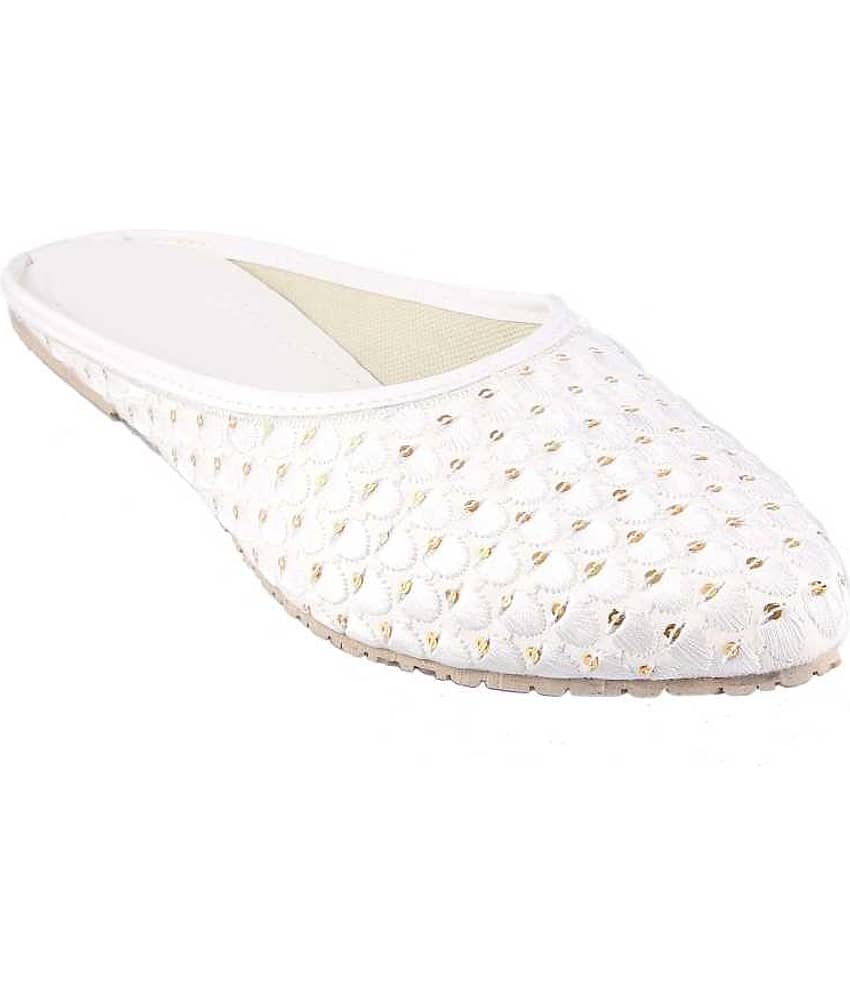Apratim - White Women's Mules - Ethnic Shoes | Buy online on ZillyBuy