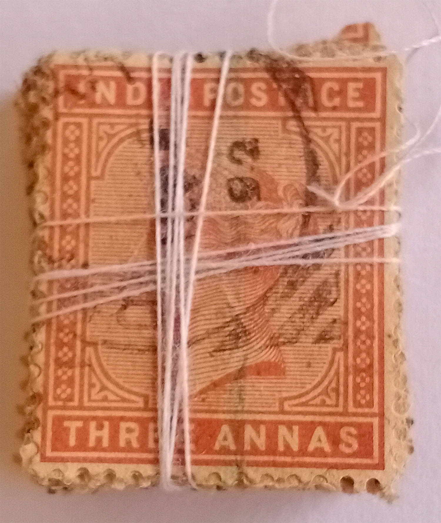     			50 Postage Stamps Lot - British India - Queen Victoria - 3 Annas - 1882 ( MORE THAN 100 YEARS OLD )