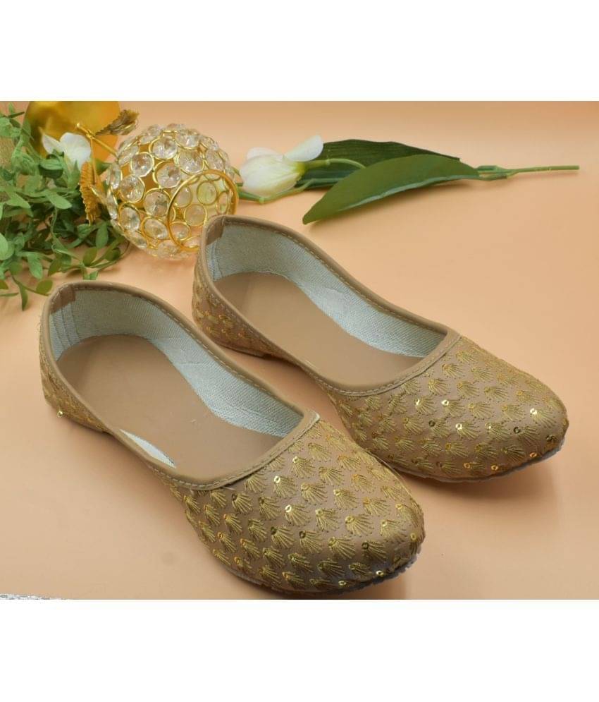     			Anjaneya Creations Brown Ethnic Footwear
