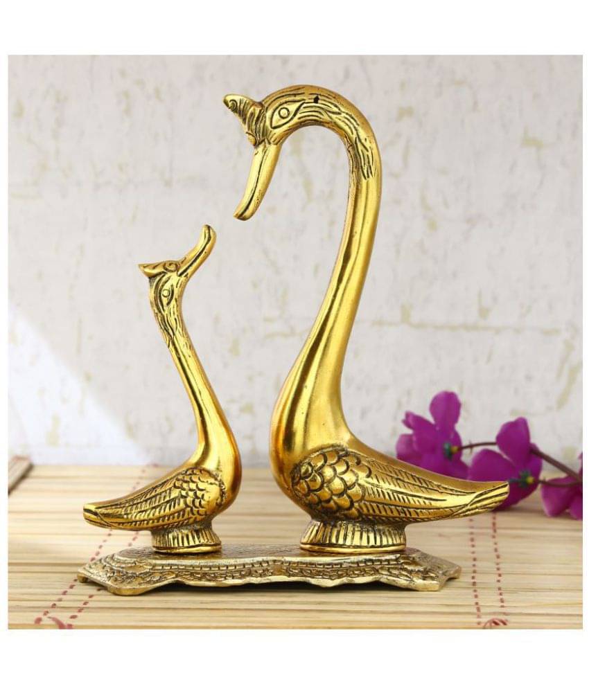     			eCraftIndia Gold-Toned Loving Swan Couple Figurine Showpiece