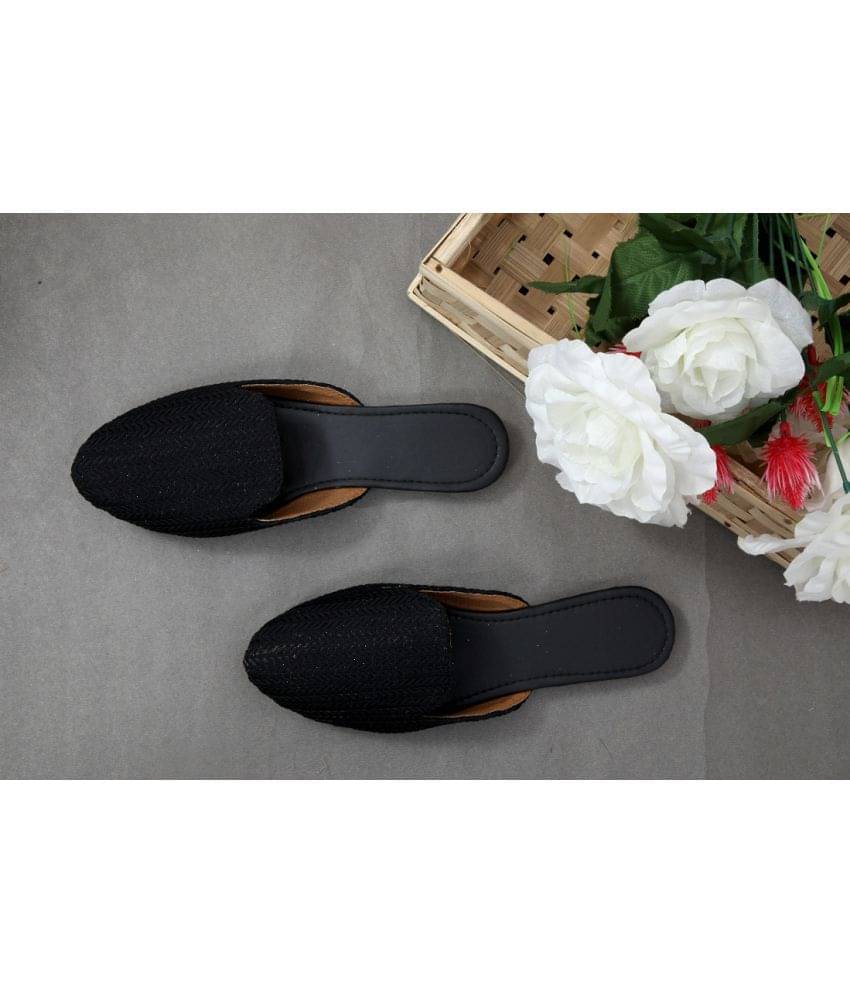     			Anjaneya Creations - Black Women's Mules
