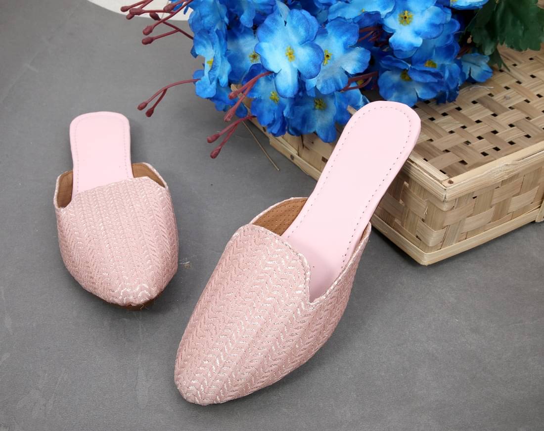     			Anjaneya Creations Pink Ethnic Footwear