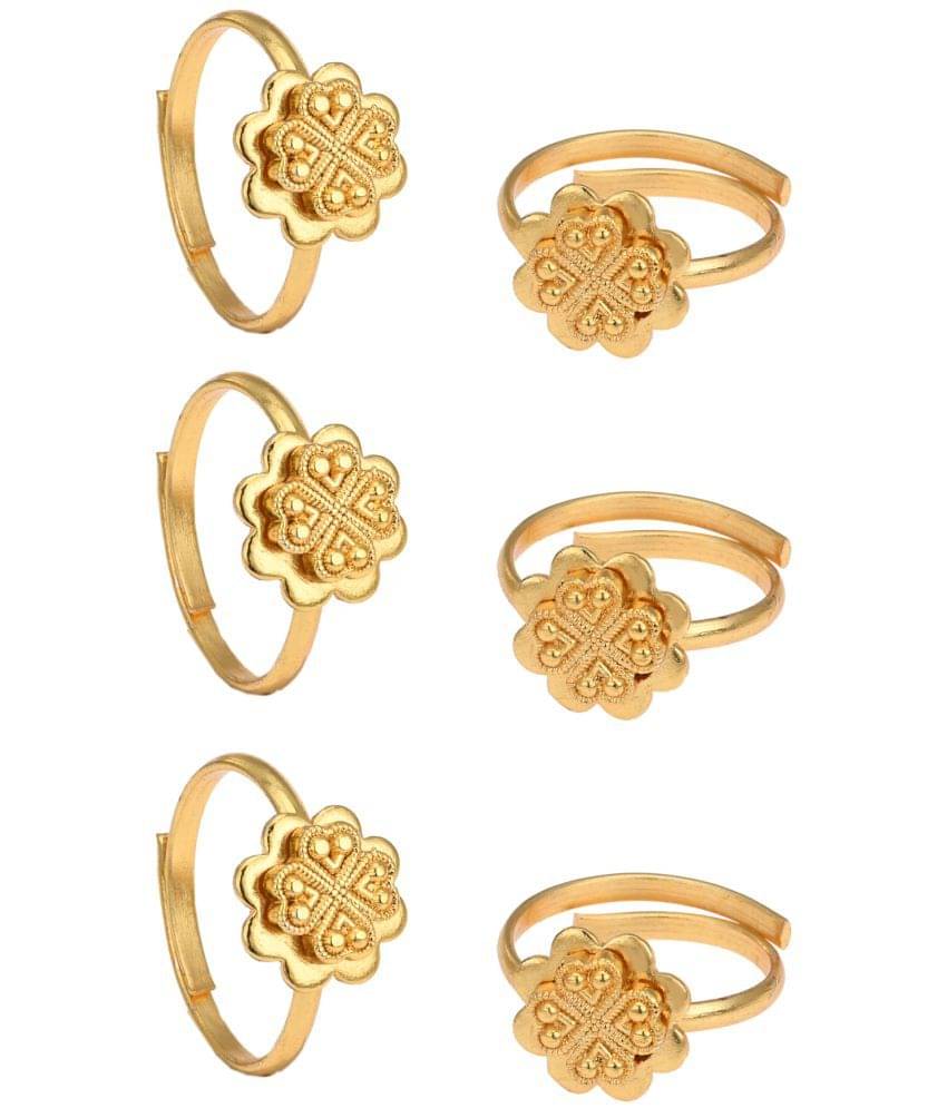     			AanyaCentric Gold Plated 3 Pair Toe Rings