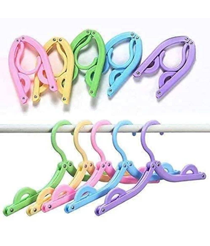     			cloth foldable hanger pack of 6