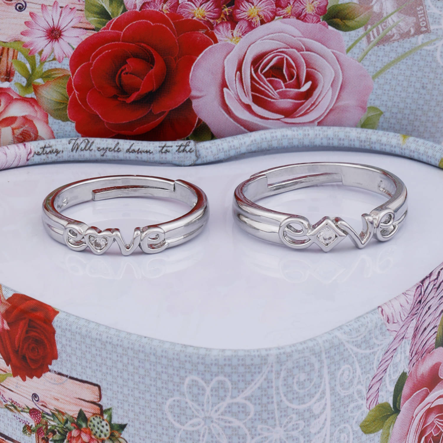     			Paola Speical For Couple Ring Valentines  Lover Ring Adjustable  Silver Plated Couple Ring Set  Women And Men