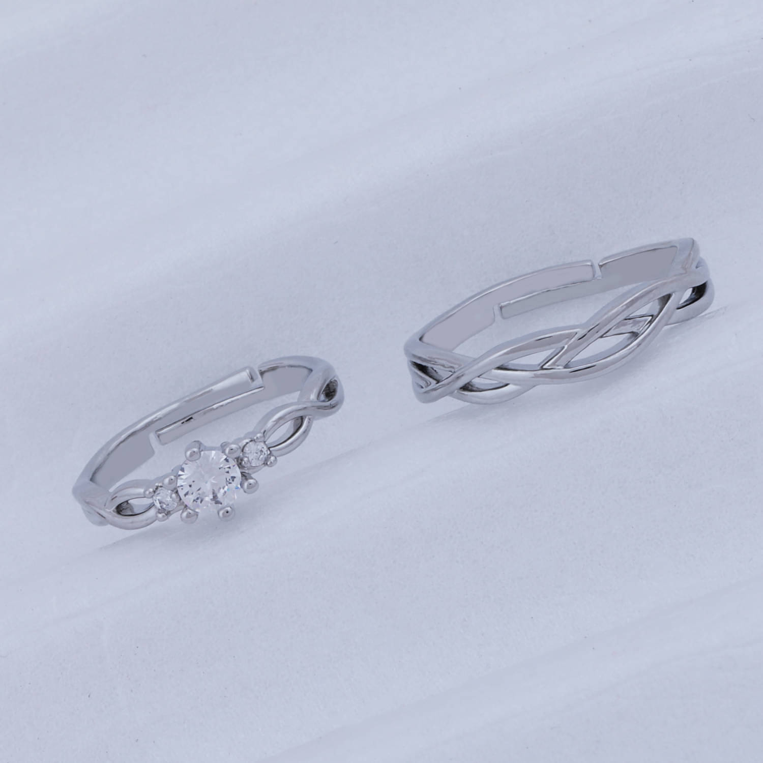     			Adjustable  Some One Speical Antique Designe Shape  Couple Ring Set  For Valentines  Silver Plated Couple Ring For   Women And Men