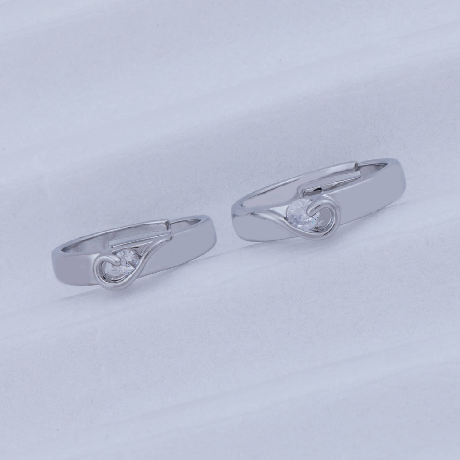 Adjustable Some One Speical Half Heart Shape Designe Couple Ring Set For Valentines Silver Plated Couple Ring For Women And Men Adjustable Some One Speical Half Heart Shape Designe Couple Ring Set For Valentines Silver Plated Couple Ring For Women And Men