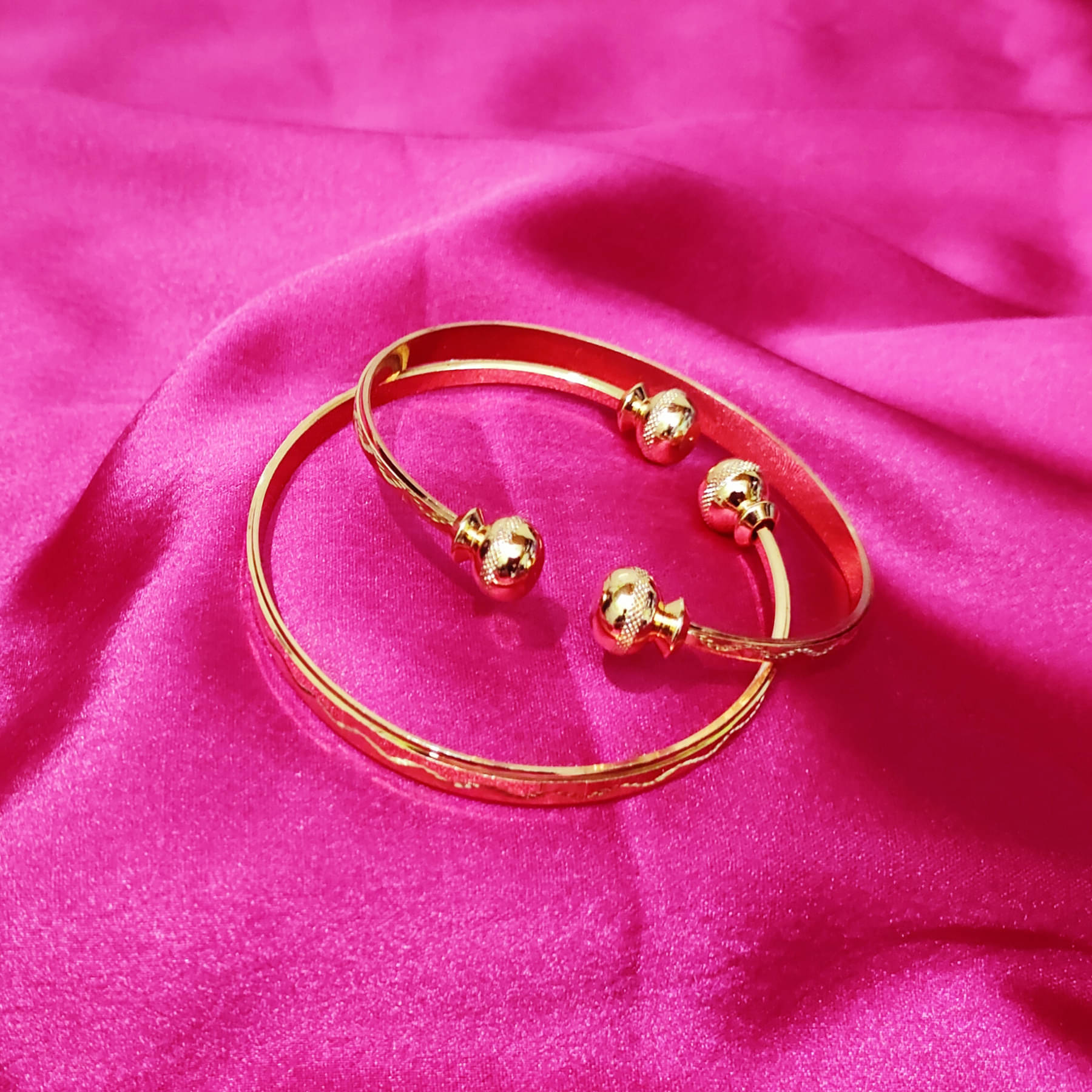 Gilher Present New Fancy Gold Plated Open Bangles Pair Free Size For Women And Girl. Gilher Present New Fancy Gold Plated Open Bangles Pair Free Size For Women And Girl.