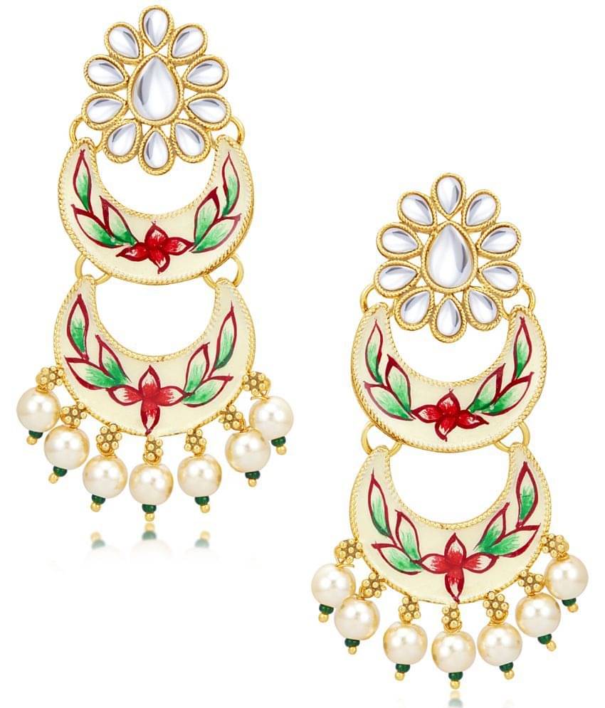     			Sukkhi Attractive Pearl Gold Plated Kundan Meenakari Chandbali Earring for Women