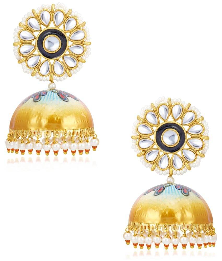     			Sukkhi Gleaming Pearl Gold Plated Kundan Jhumki Earring for Women