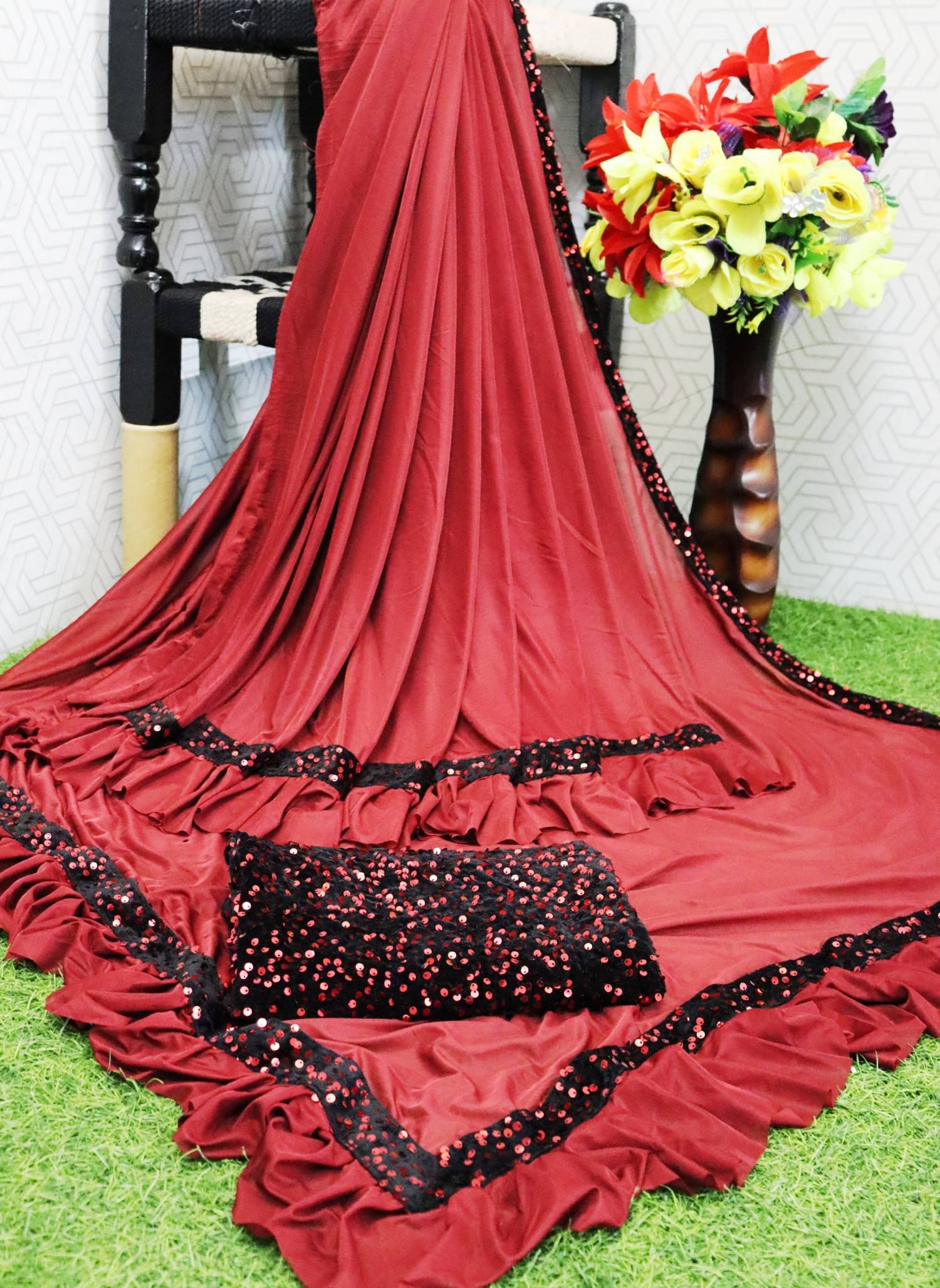 JULEE Lycra Embroidered Saree With Unstitched Blouse Piece ( Maroon ) JULEE Lycra Embroidered Saree With Unstitched Blouse Piece ( Maroon )