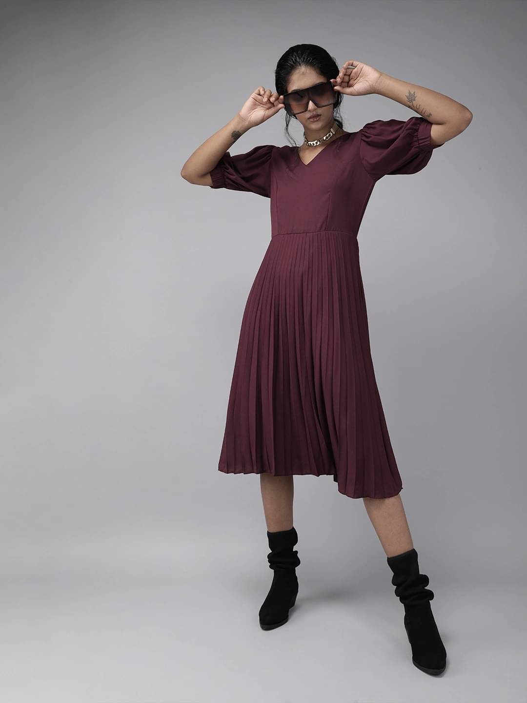     			Rare Women Georgette Fit & Flare Dress ( Maroon )