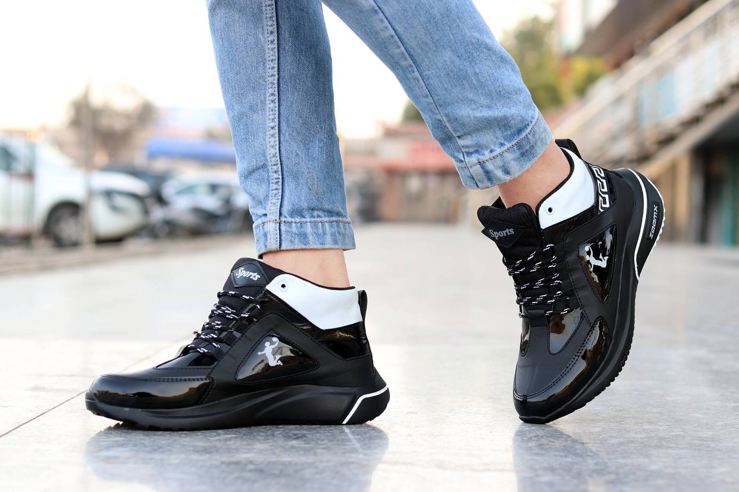    			Figor Black Hiking & Trekking Boot