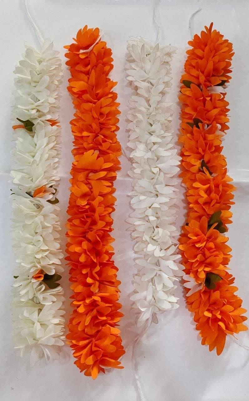 Padmavathi Enterprises Lily Multicolour Artificial Flowers - Pack of 4 Padmavathi Enterprises Lily Multicolour Artificial Flowers - Pack of 4
