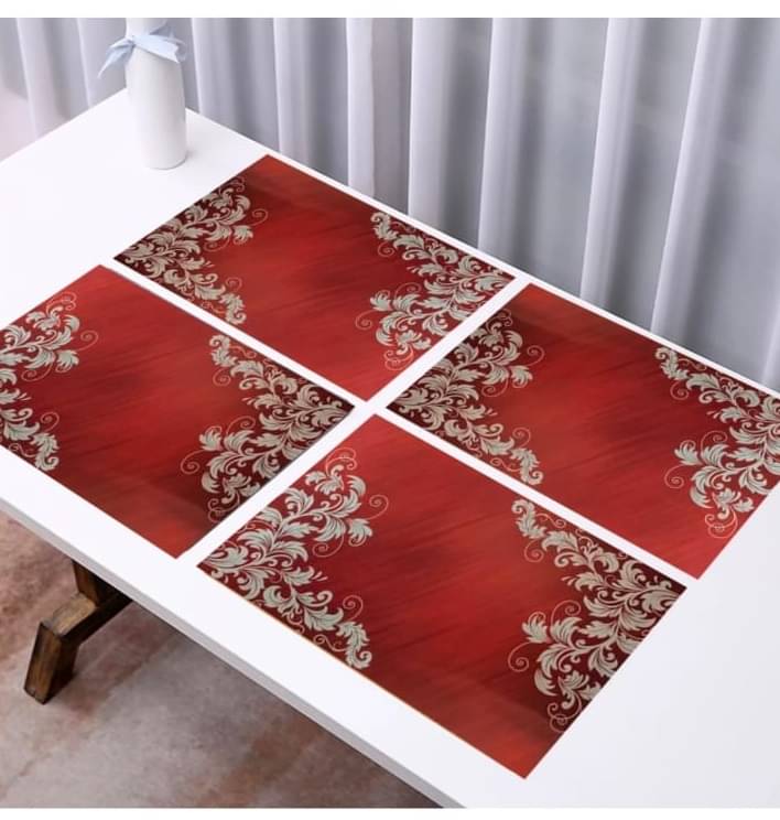 Revexo Set of 4 PVC Table Mats Revexo Set of 4 PVC Table Mats
