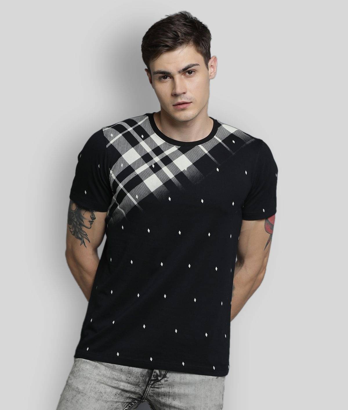     			Maniac - Black Cotton Slim Fit Men's T-Shirt ( Pack of 1 )