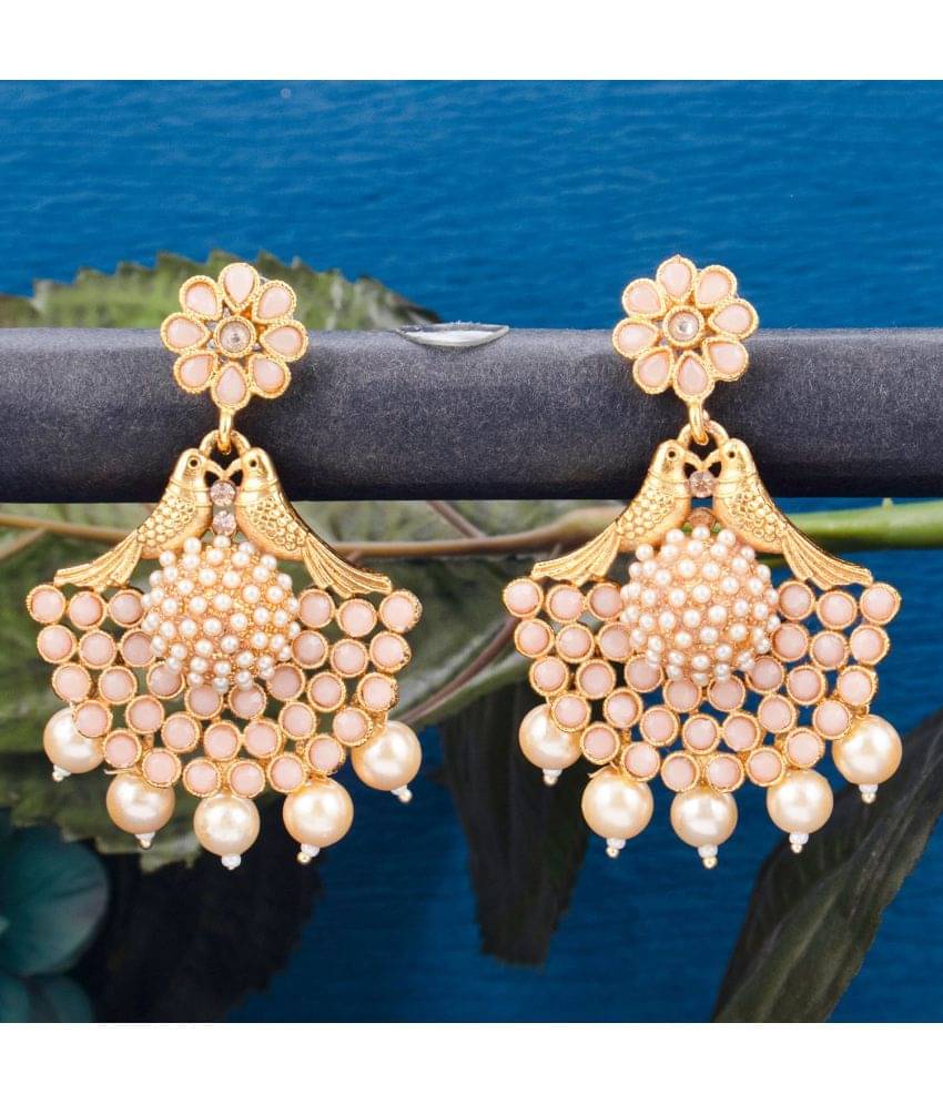     			Sukkhi Gleaming Gold Plated Drop Earring For Women