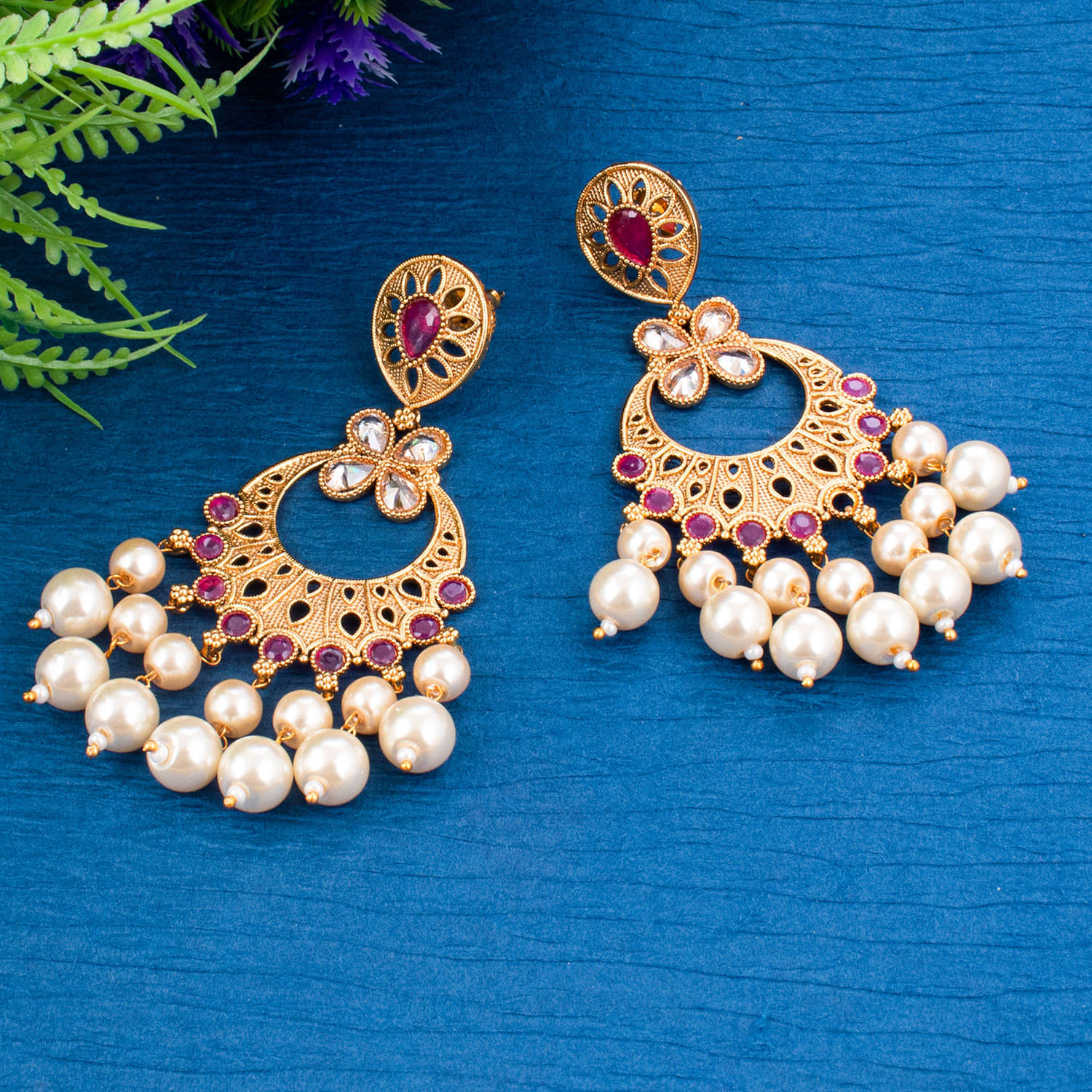     			Sukkhi Magnificent Gold Plated Drop Earring For Women