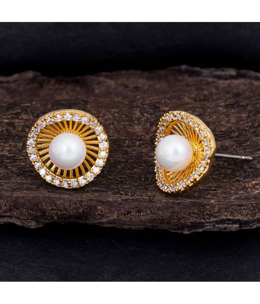     			Sukkhi Trendy Gold Plated Stud Earring For Women